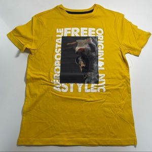 NWOT Aeropostale yellow tee with hologram screen print Size 10